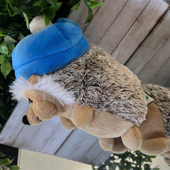 Cute porcupine plush - Picture 3 of 9